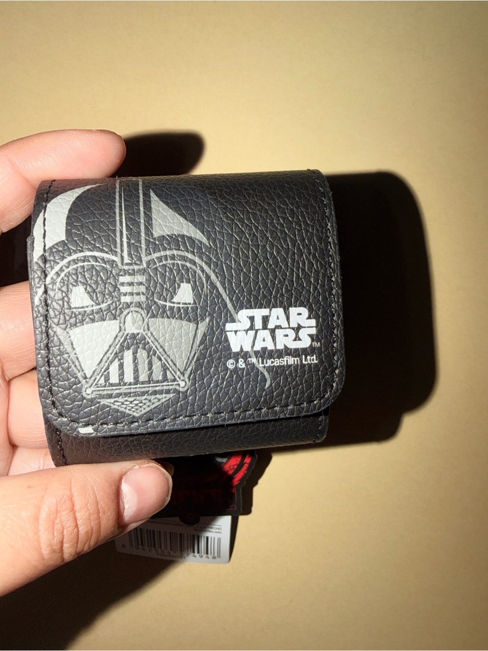 🖤NWT Star Wars Black and White Darth Vader Air pods holder